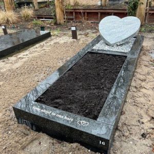 Banden met een hartje op een roefje